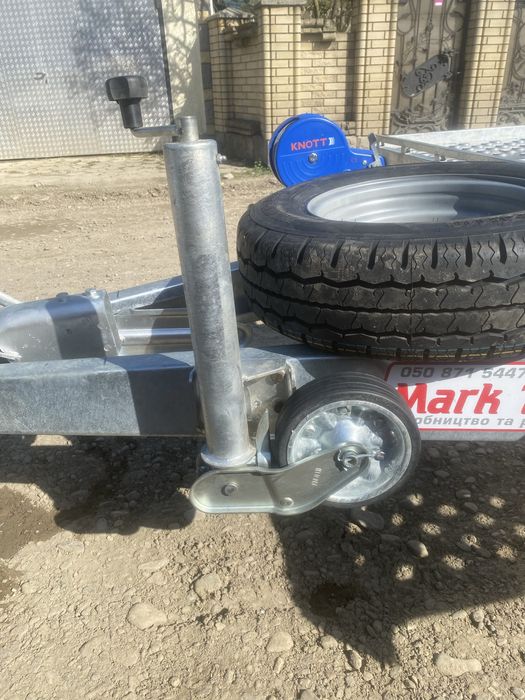 Лавета причеп автовоз Виготовим на замовлення