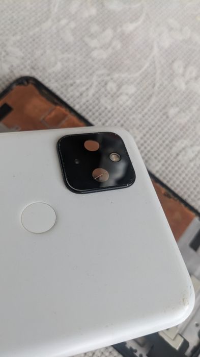 Pixel 4a5g запчастини