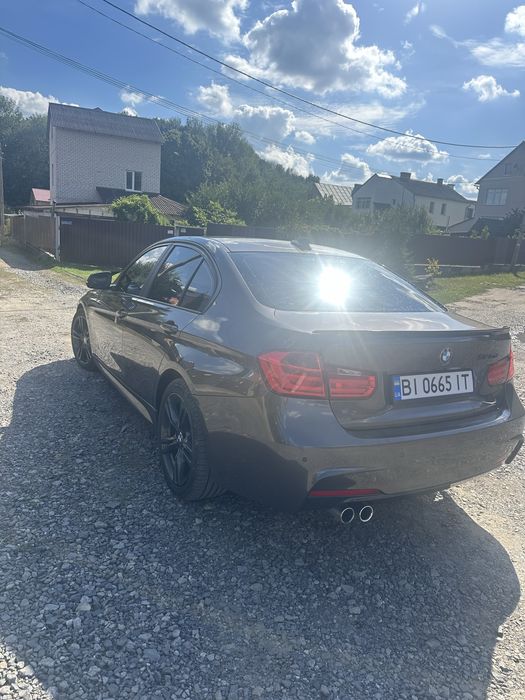 BMW 320d отличное состояние