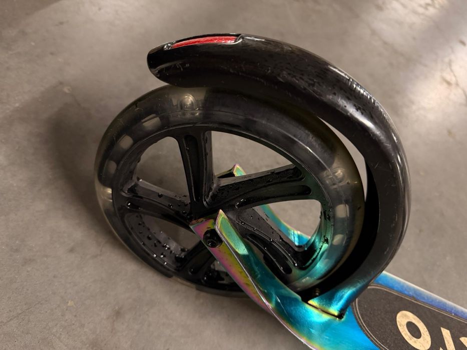 Hulajnoga Micro cruiser led neochrome
