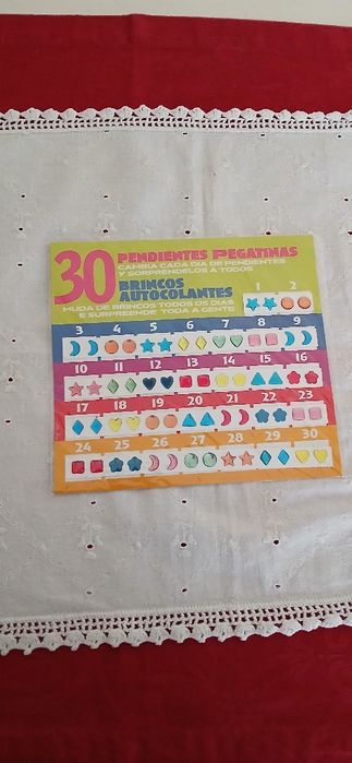 30 brincos autocolantes, novos