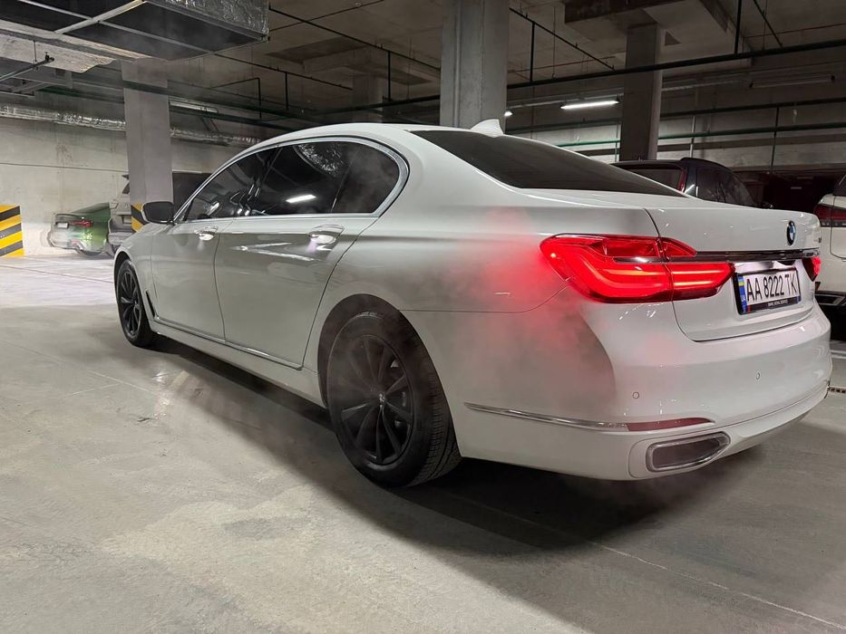 BMW 7 Series 2015