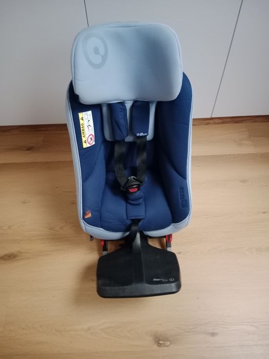 Foteliki samochodowe