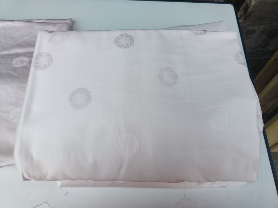 Pościel hotelowa z adamaszku 200/220 cm