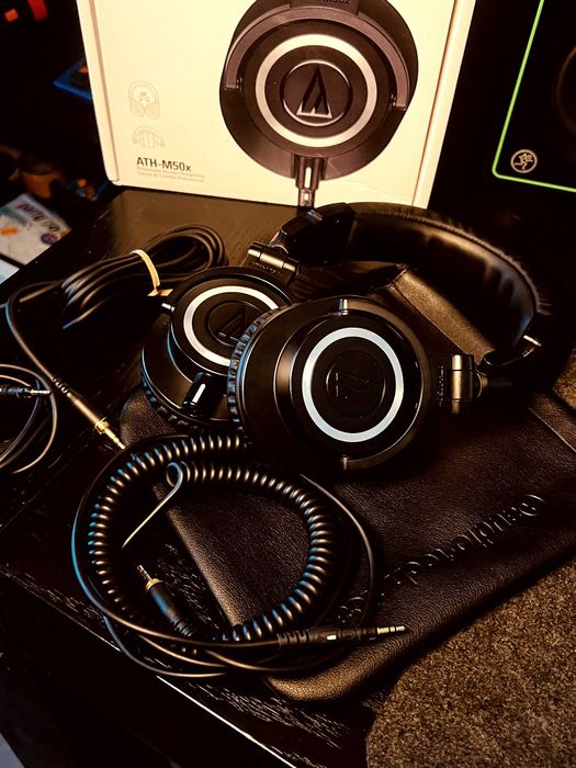 Auriculares Audio-Technica M50 Fones de Ouvido