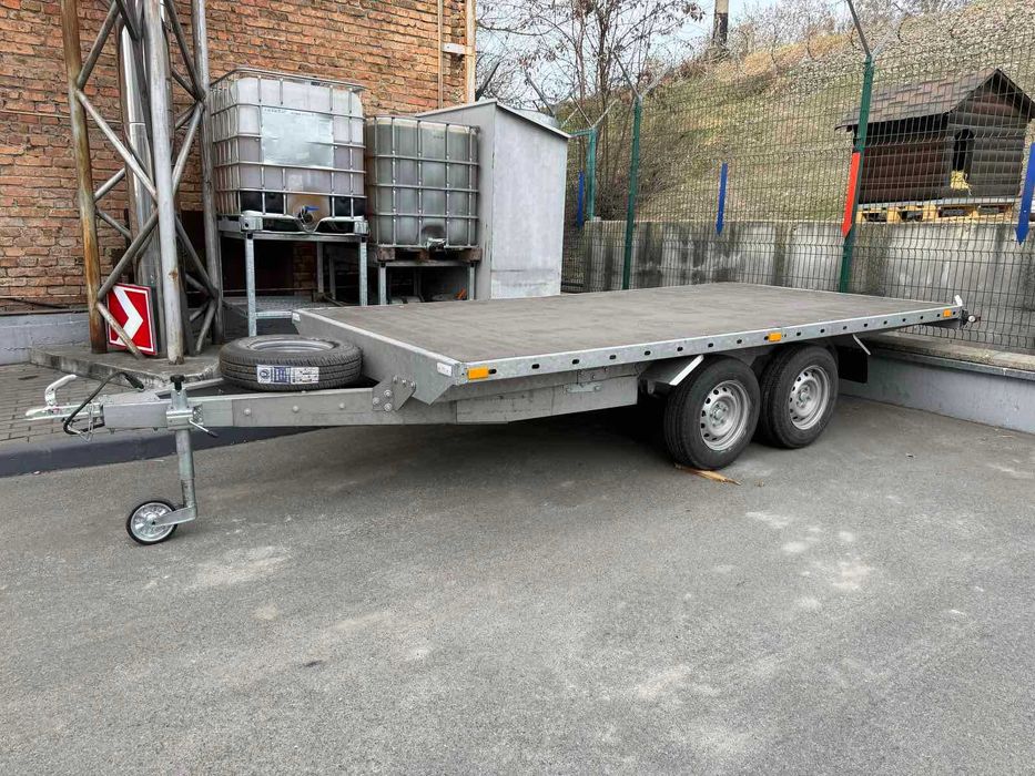 Причіп двовісний. Платформа.