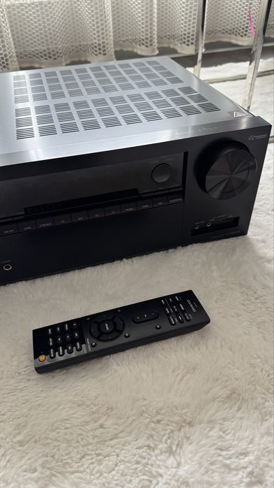 Amplituner Onkyo TX-NR676E TX NR676E jak nowy !