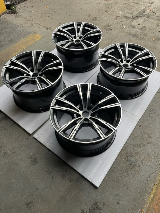 Диски BMW R19 5 112 різноширокі J 10,5 9,5 66,6Dia Склад Осокорки RLX