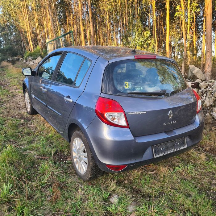 Renault Clio 1.2 16v T  DOCS SUIÇOS