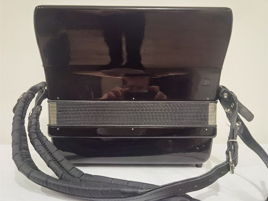 Akordeon Walther Pirat 72 basy Weltmeister akordeon