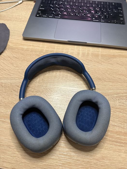 AirPods Max (sky blue) MGYL3RU/A