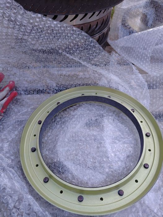 [1] Element silnika turbinowego K-15 (PZL I-22 Iryda)