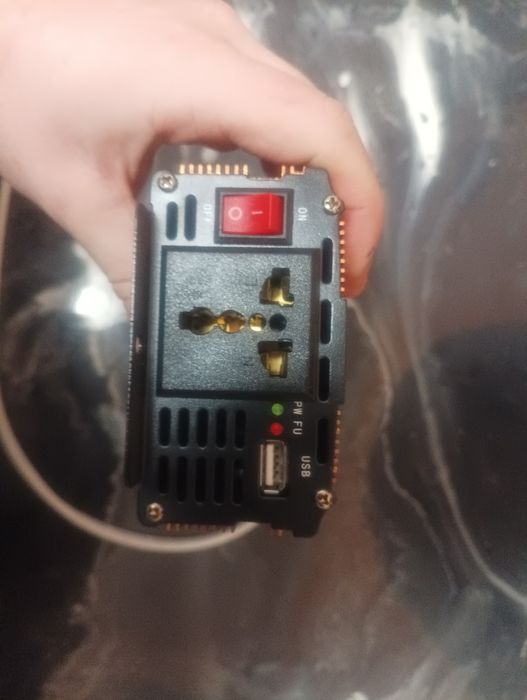 Продам Инвертор Powerone 3500W 3,5кв