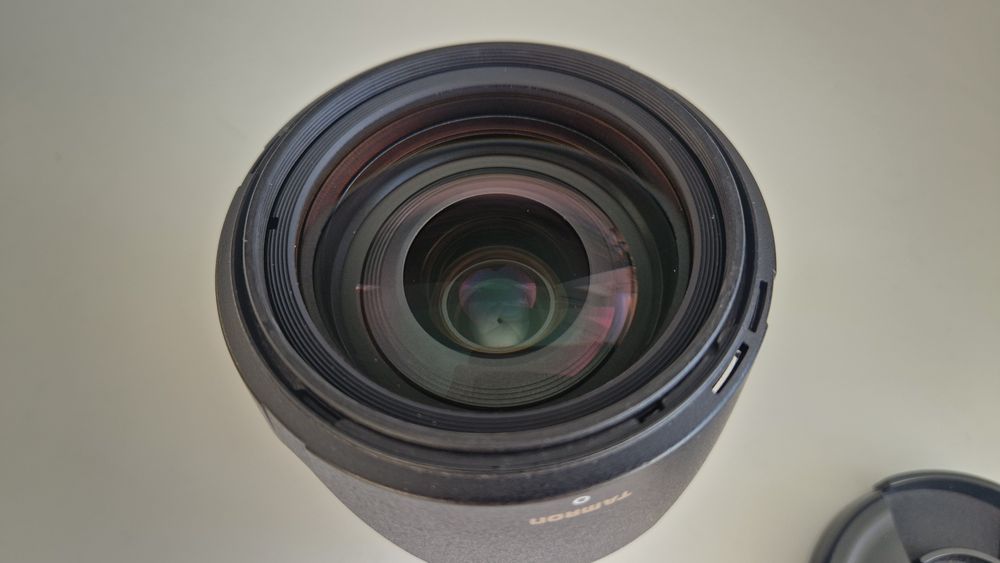 Nikon D610 + Tamron 28-75 + grip Newell