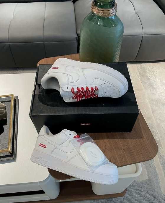 Nike Air Force 1 Low Supreme White R.42