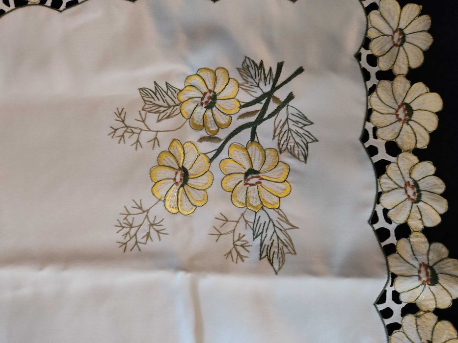 Toalha poliester bordada