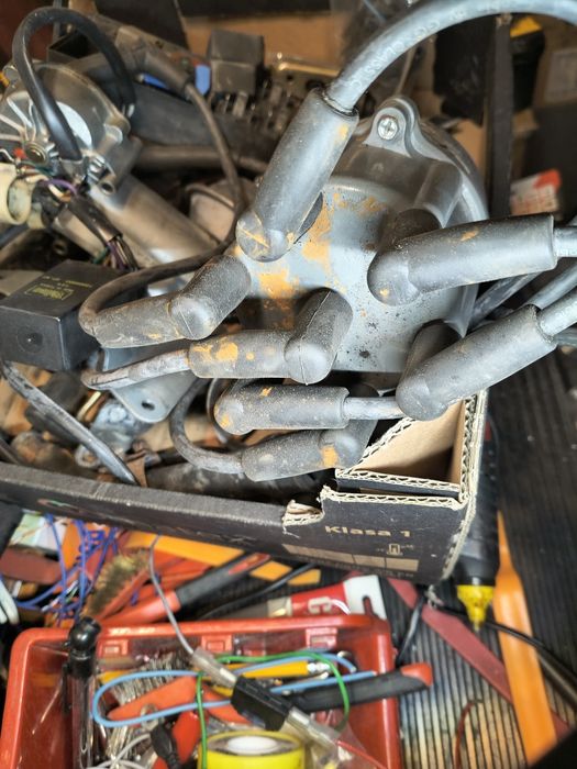 Oryginał aparat zapłonowy kopułka palec jeep xj 4.0 mopar 3 piny