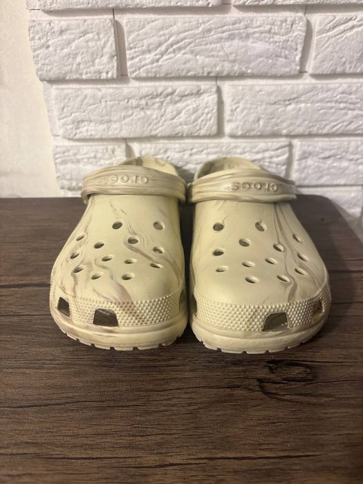 Crocs Classic Marbled Clog