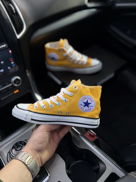 Жовті конверси жіночі високі converse all star chuk