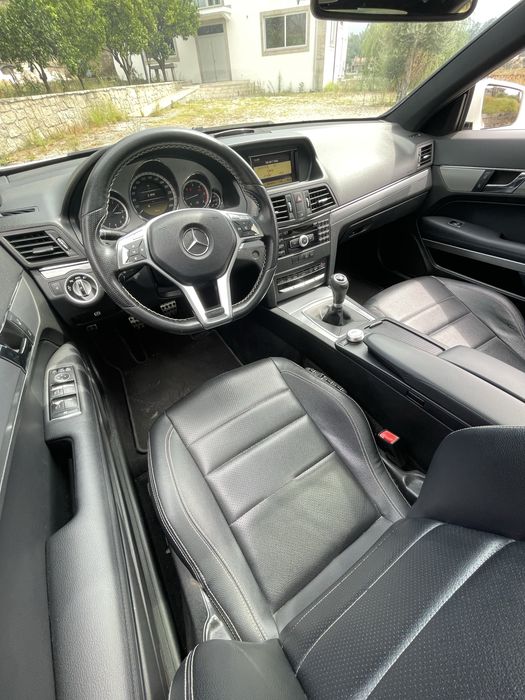Mercedes E250 COUPE