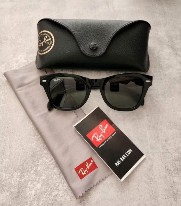 Ray-Ban Okulary Przeciwsłoneczne RB0707S