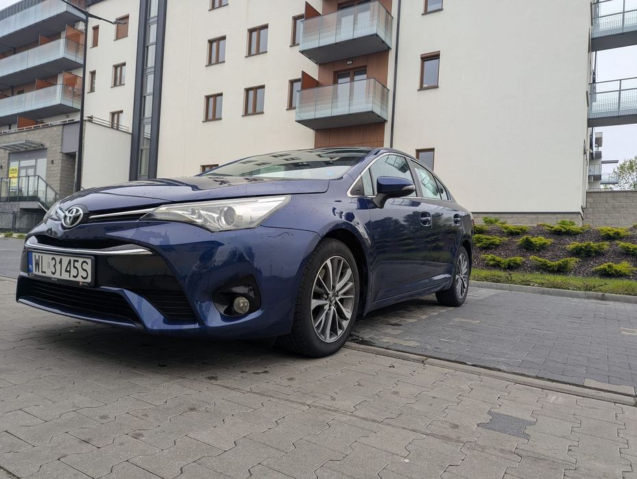 Toyota Avensis Toyota Avensis Sedan 2.0 D-4D 143 KM | Polski salon | Bogate wyposażen