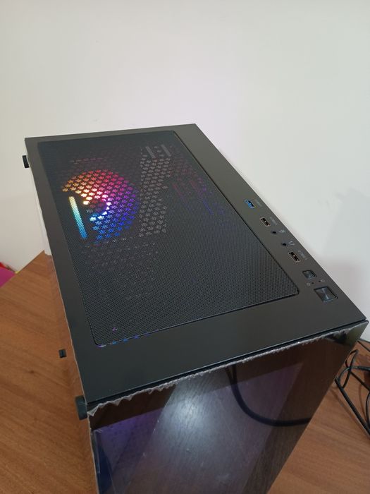Корпус новий ATX aerocool