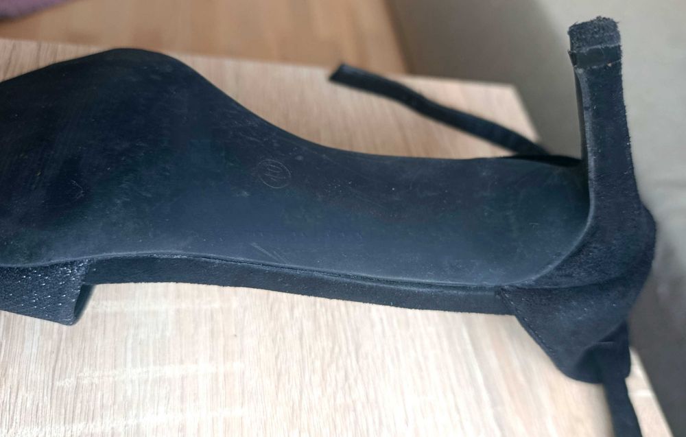 Eleganckie sandały na szpilce rozm. 39