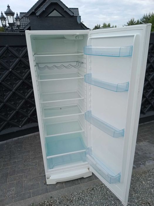 Lodówka chłodziarka lodówko komunia