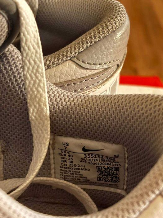 Кросівки Nike Big Low 40 р.