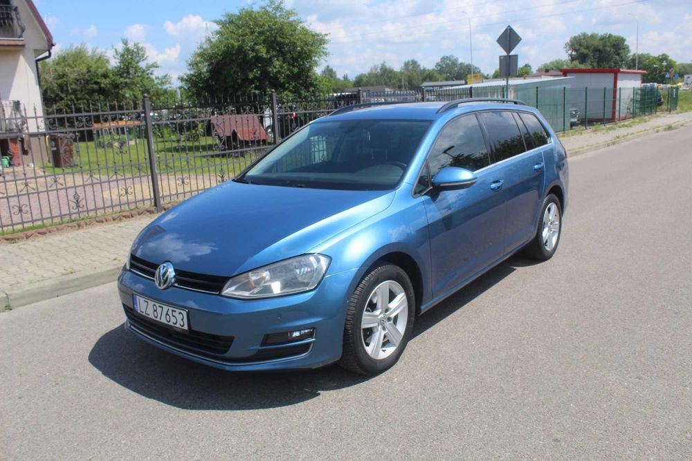 Volkswahen Golf bogata wersja Blumotion.Piekne auto w super stanie