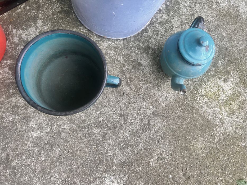 Naczynia emaliowane kanka imbryk czajnik sito PRL