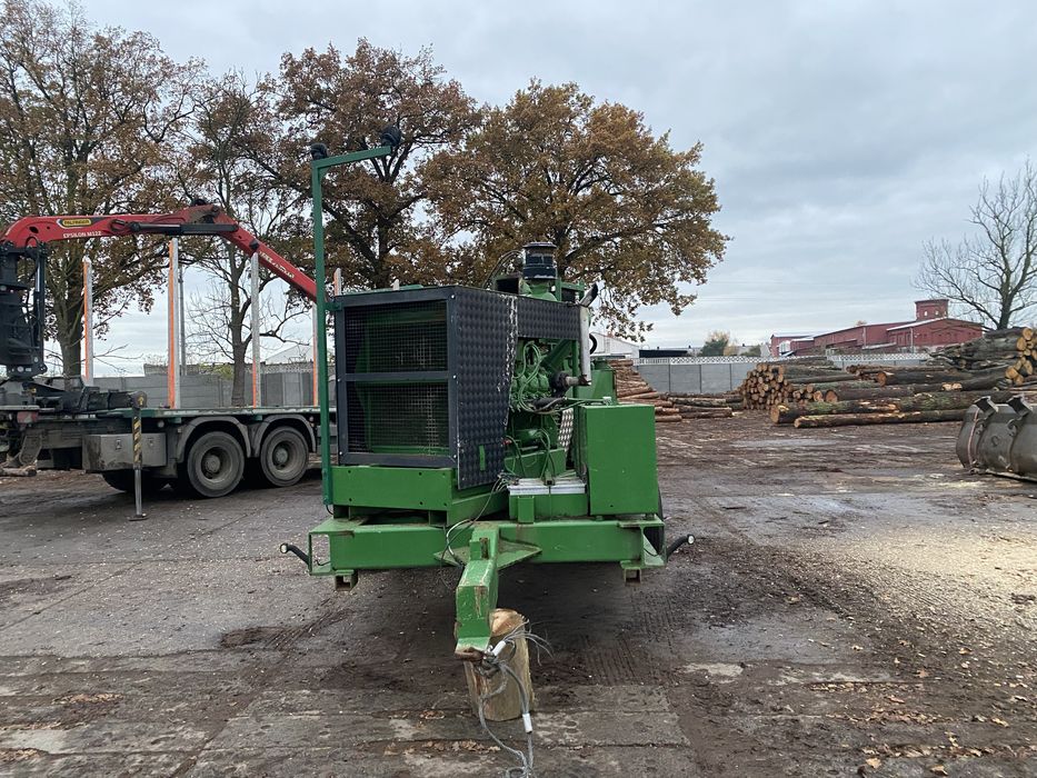 Rębak tarczowy spalinowy