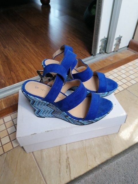 Buty koturny 38 nowe