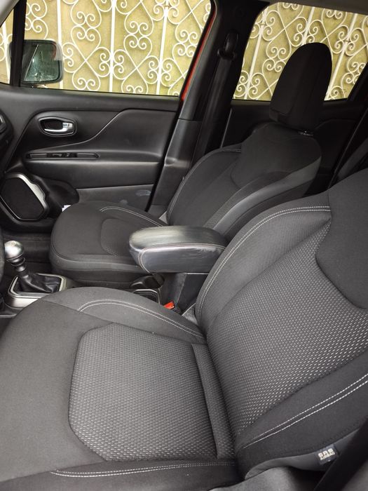 Higienização e limpeza interna de viaturas. Cristalização de vidros automotivos.