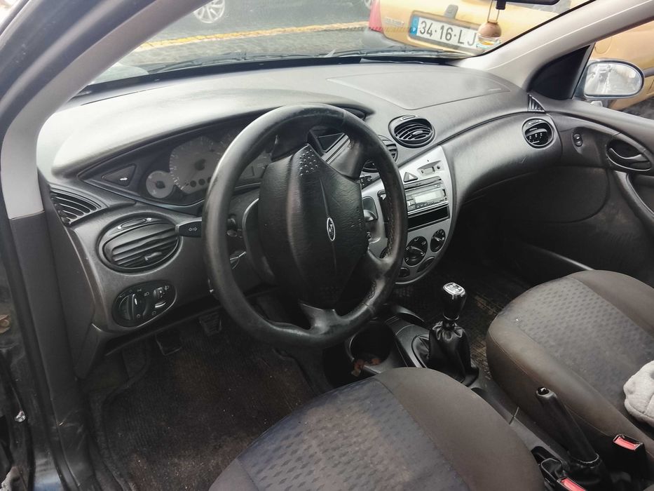 Vendo ou troco Ford focus