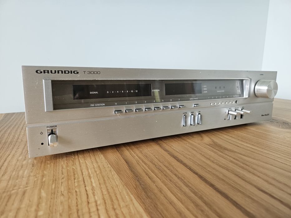 Grundig T3000 – Tuner Hi-Fi Vintage – Stan bardzo dobry