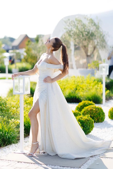 Дуже ніжна випускна сукня