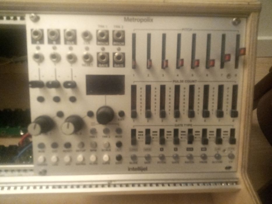 Metropolix Intellijel Designs Eurorack