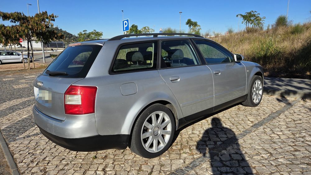 Audi A4 1.9 TDI Avant 130cv — photo 4