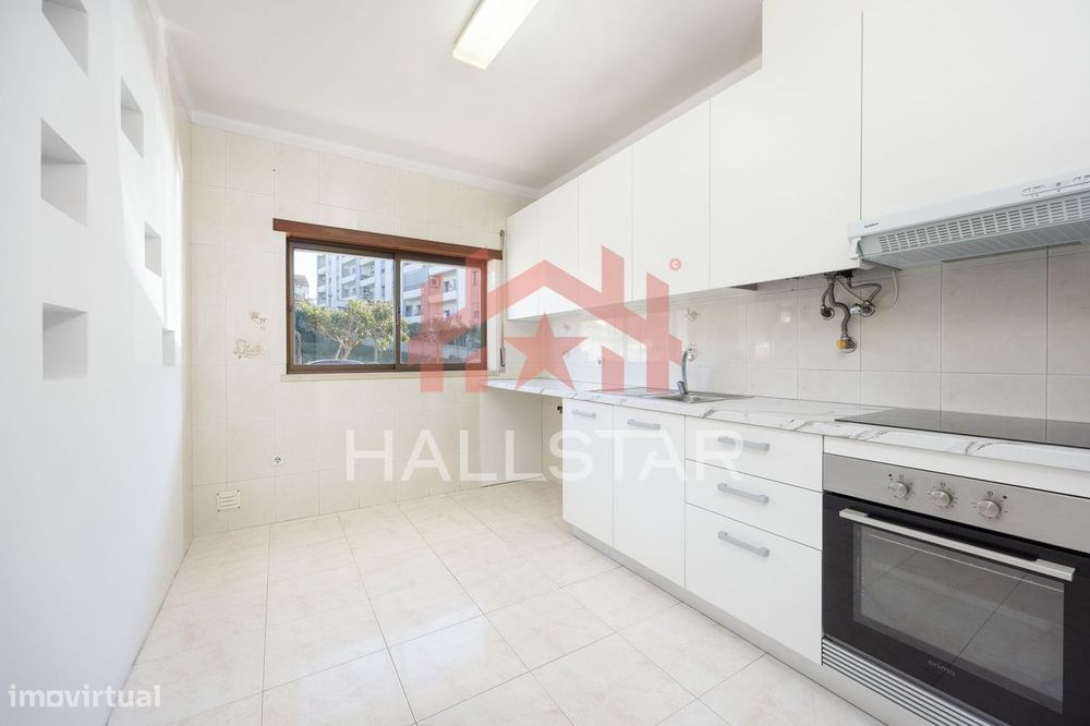 Apartamento T2 / Urbanização das Pimenteiras / Marrazes