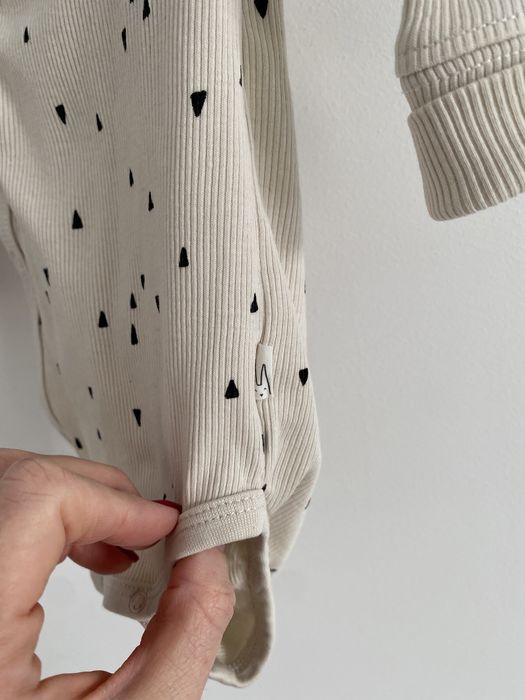 Body lindex kopertowe 50 beżowe czarny wzorek