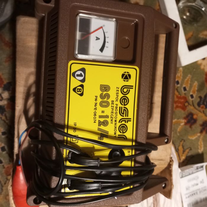 Prostownik Bester BSO - 12 / 4 PRL Stan Idealny