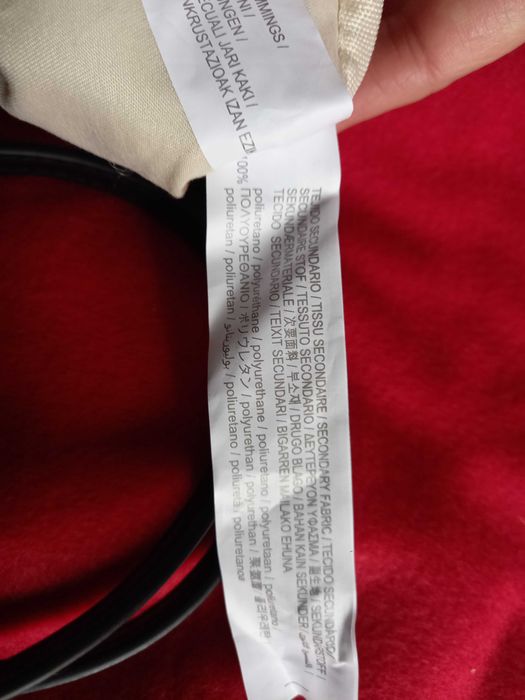 Bolsa para telemóvel em pêlo artificial creme - Stradivarius