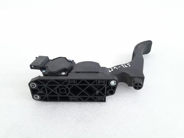 Pedal do acelerador SKODA Fabia I Hatchback (6Y2)