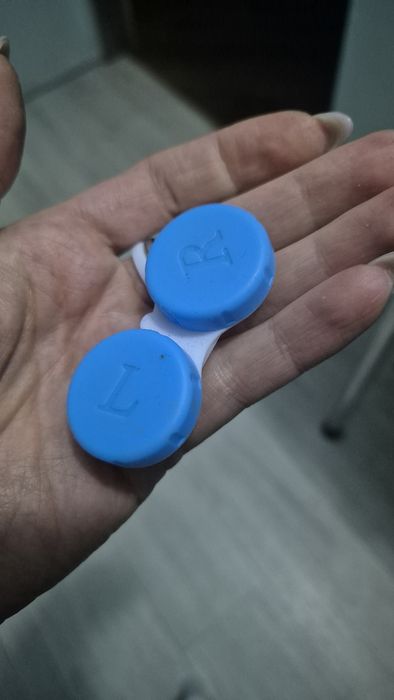 Лінзи кольорові бірюза