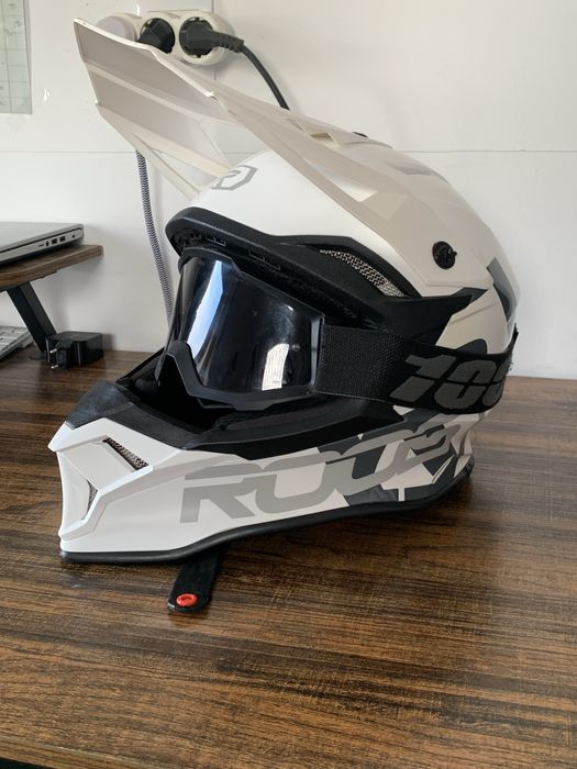 Capacete motocross Roost