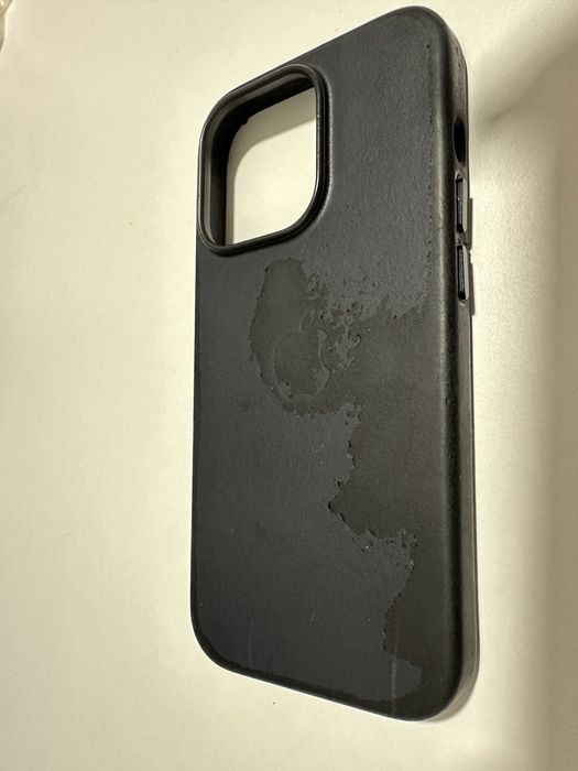 Apple iPhone 14 Pro Leather Case with MagSafe - Midnight