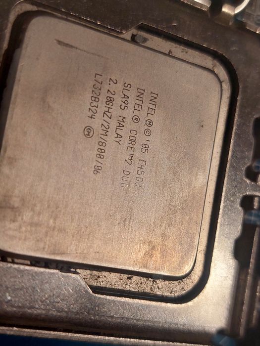 Płyta główna Gigabyte GA-945SCMX-S2 CPU Intel Core 2 Duo 2.2GHz+Gratis