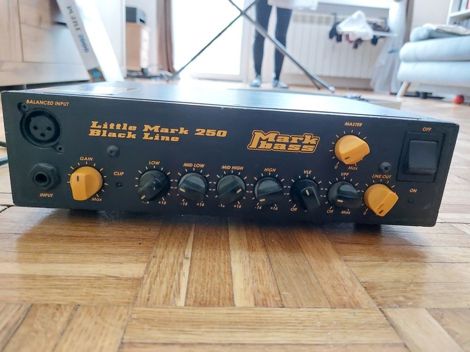 Wzmacniacz markbass little mark 250w black line